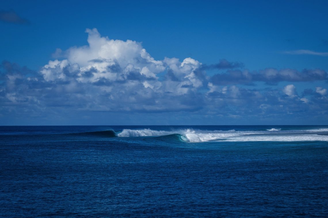 Waves around Beran island