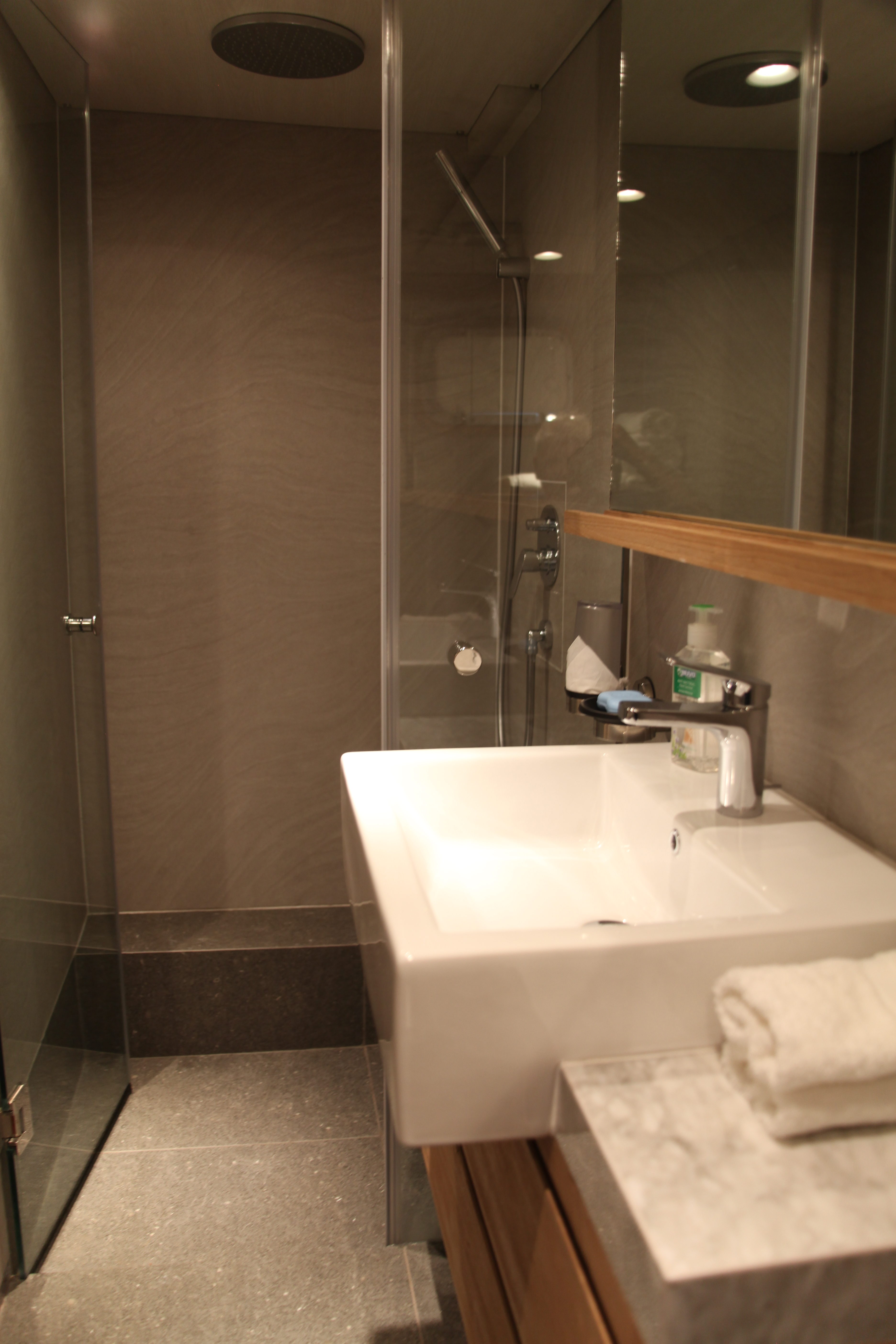 Indies Trader 3 sink