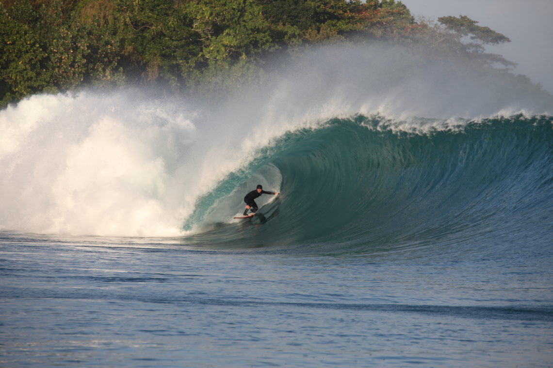 Surfing in Mentawai