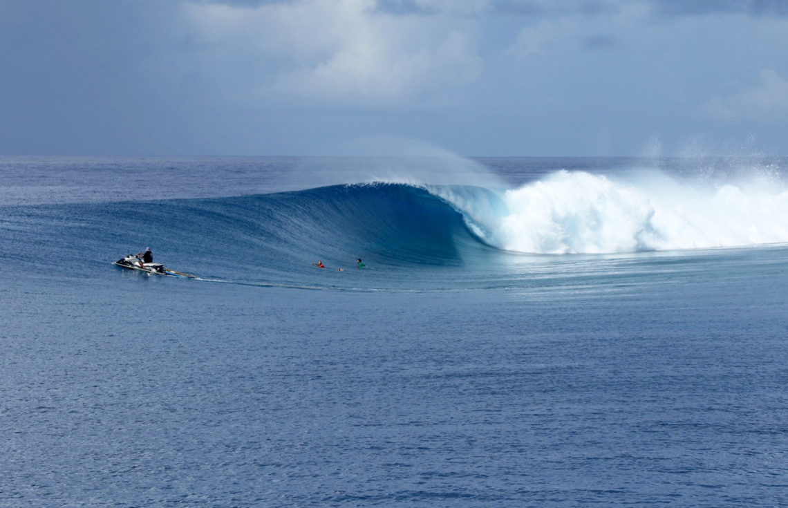 Uncrowded waves in the Marshall Islands