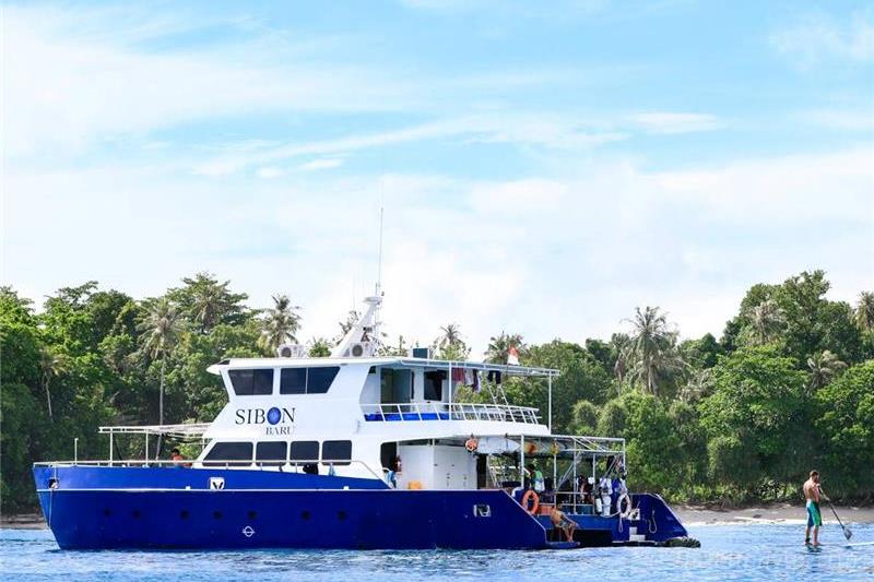 Sibon Baru Surf Boat in the Mentwais Islands